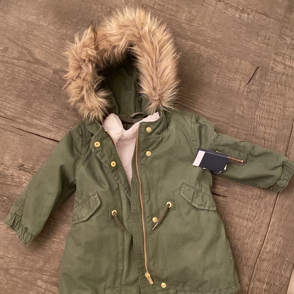 NWT, 3-in-1, Gap- green jacket w/faux fur hood & soft vest lining, 18-24 month!
